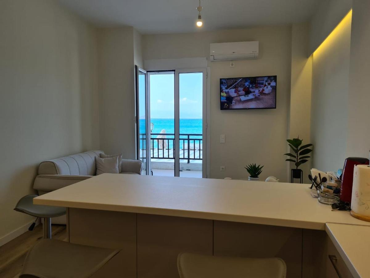 Grace Seaside Διαμέρισμα Λουτράκι Εξωτερικό φωτογραφία