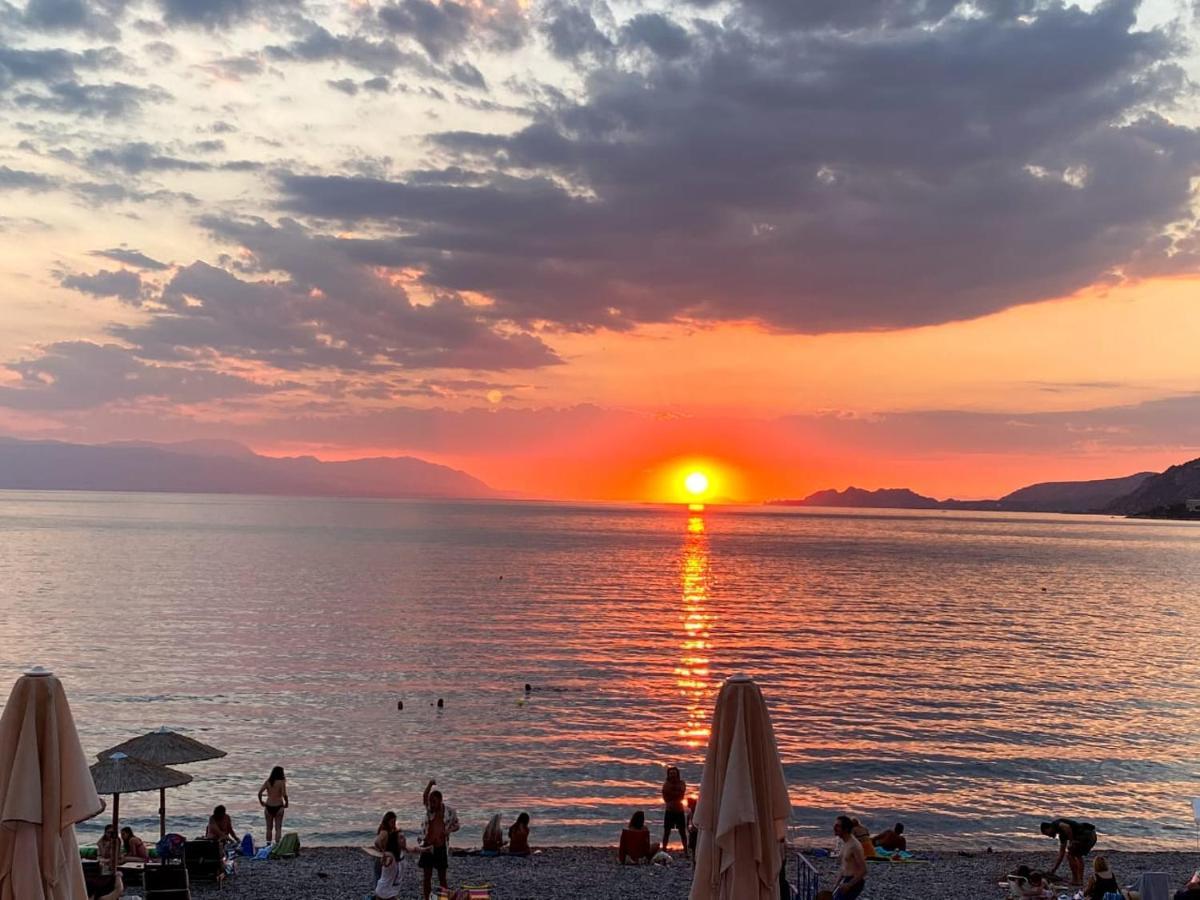 Grace Seaside Διαμέρισμα Λουτράκι Εξωτερικό φωτογραφία