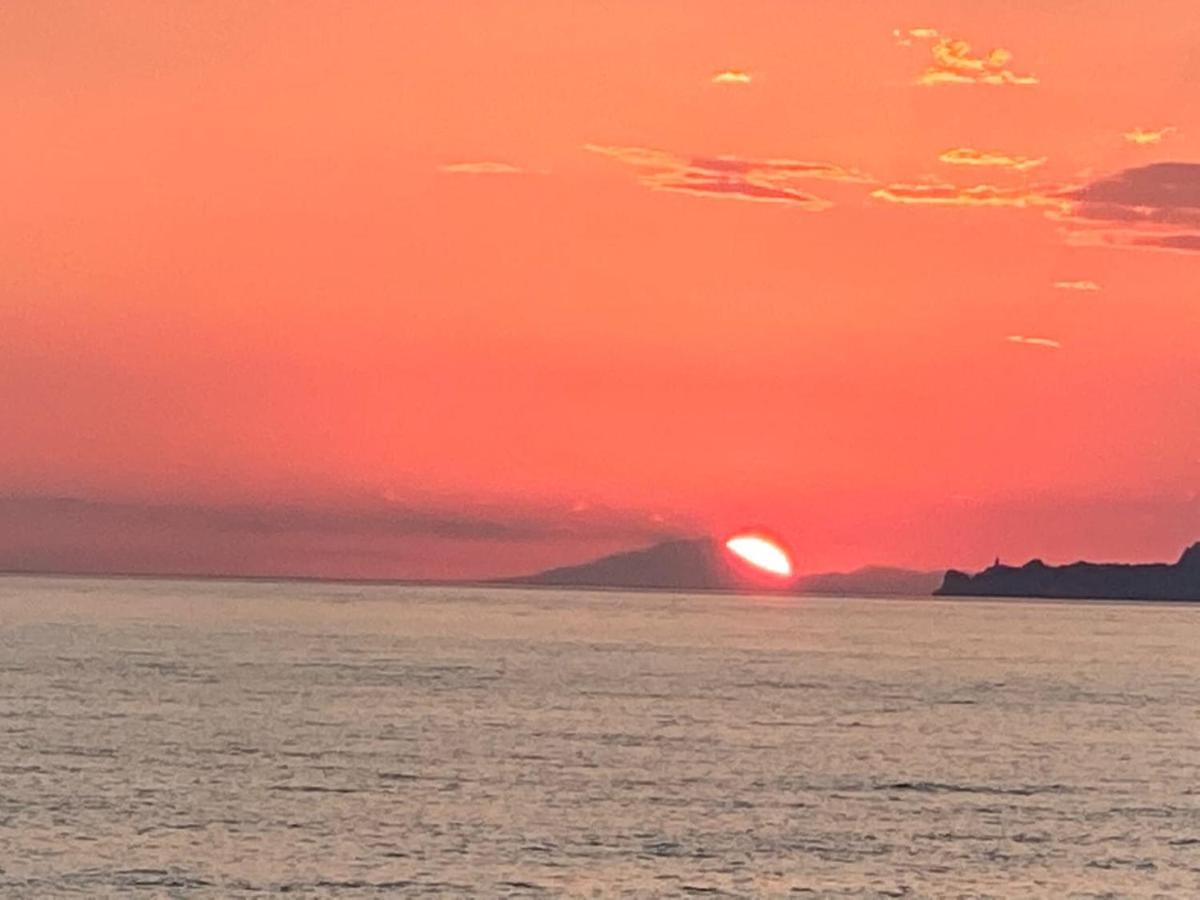 Grace Seaside Διαμέρισμα Λουτράκι Εξωτερικό φωτογραφία