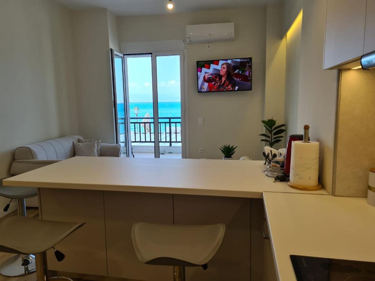 Grace Seaside Διαμέρισμα Λουτράκι Εξωτερικό φωτογραφία