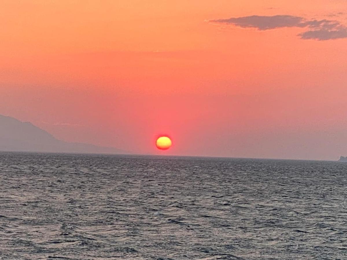 Grace Seaside Διαμέρισμα Λουτράκι Εξωτερικό φωτογραφία